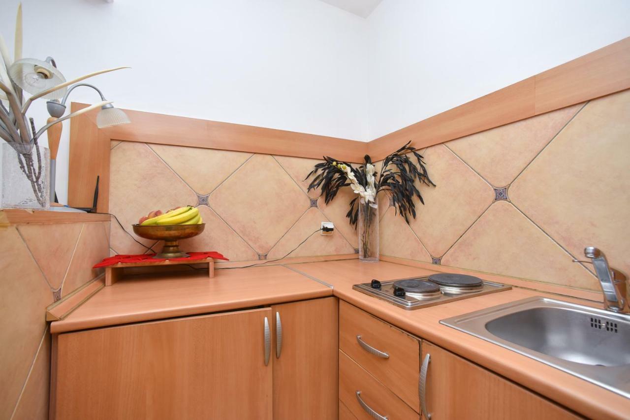 Bologna Apartments Будва Экстерьер фото