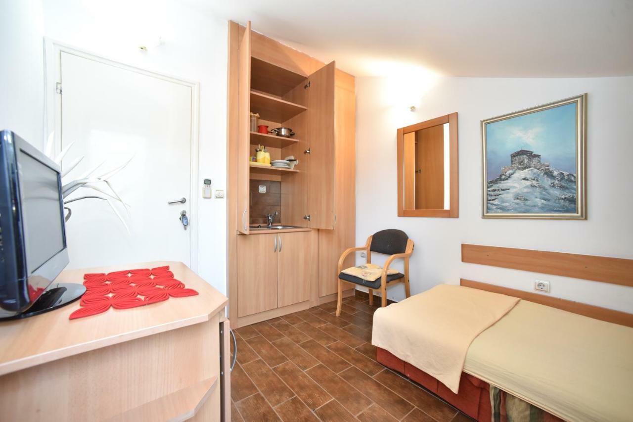 Bologna Apartments Будва Экстерьер фото